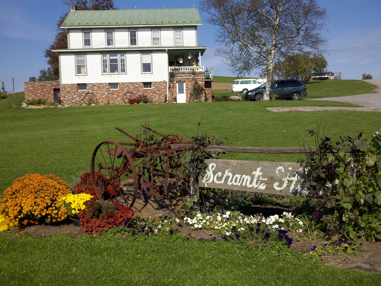 Visit Johnstown PA Partner Schantz Haus Farm Vacation Bed & Breakfast
